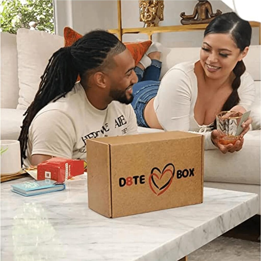 d8te box couples monthly subscription box best christmas gifts for a lady who is newly married