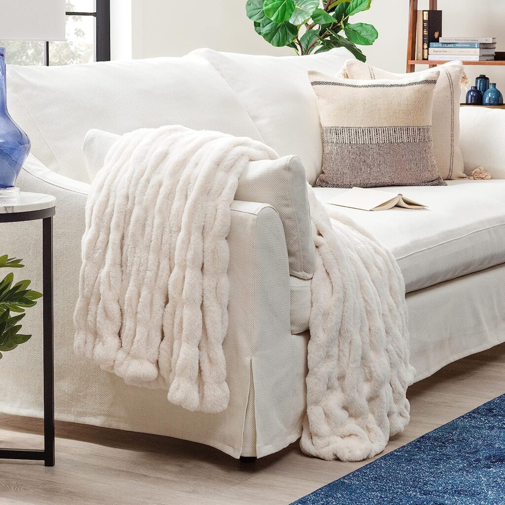 faux fur throw blanket christmas gifts for girlfriend under $200-ultimate buyer guide 2023