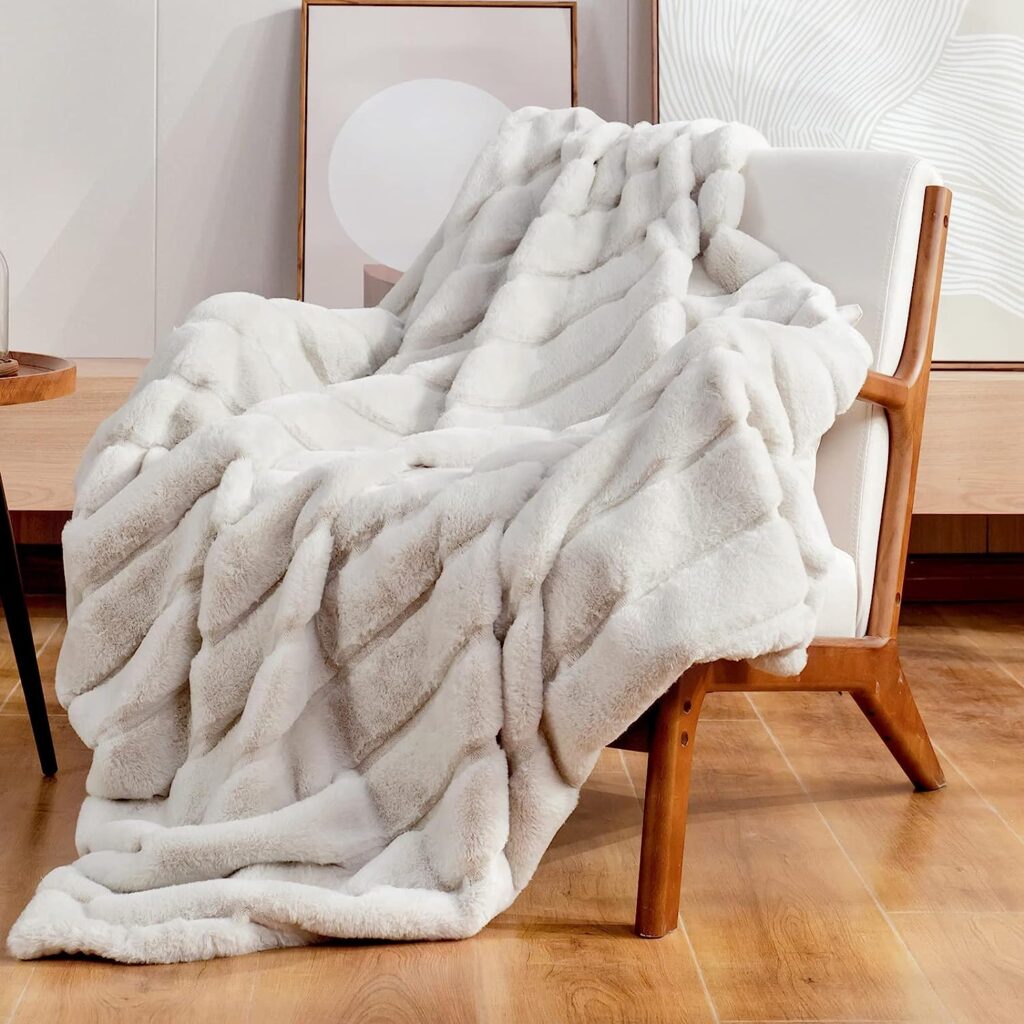 soft blankets best christmas gifts for girl with cancer-ultimate buyer's guide 2023