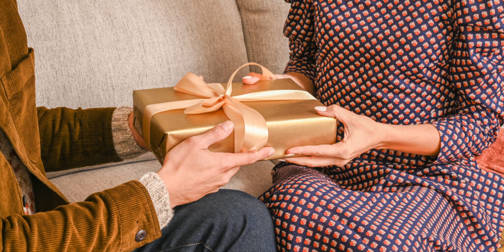 top 25 inexpensive gifts for the woman who wants nothing-complete buyer's guide (2023)